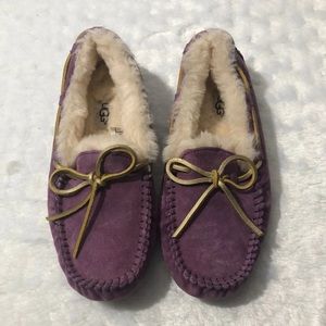 Ugg Dakota Moccasin Slippers in light purple size 6
